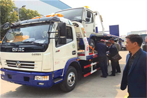 长乐汽车道路救援拖车价格